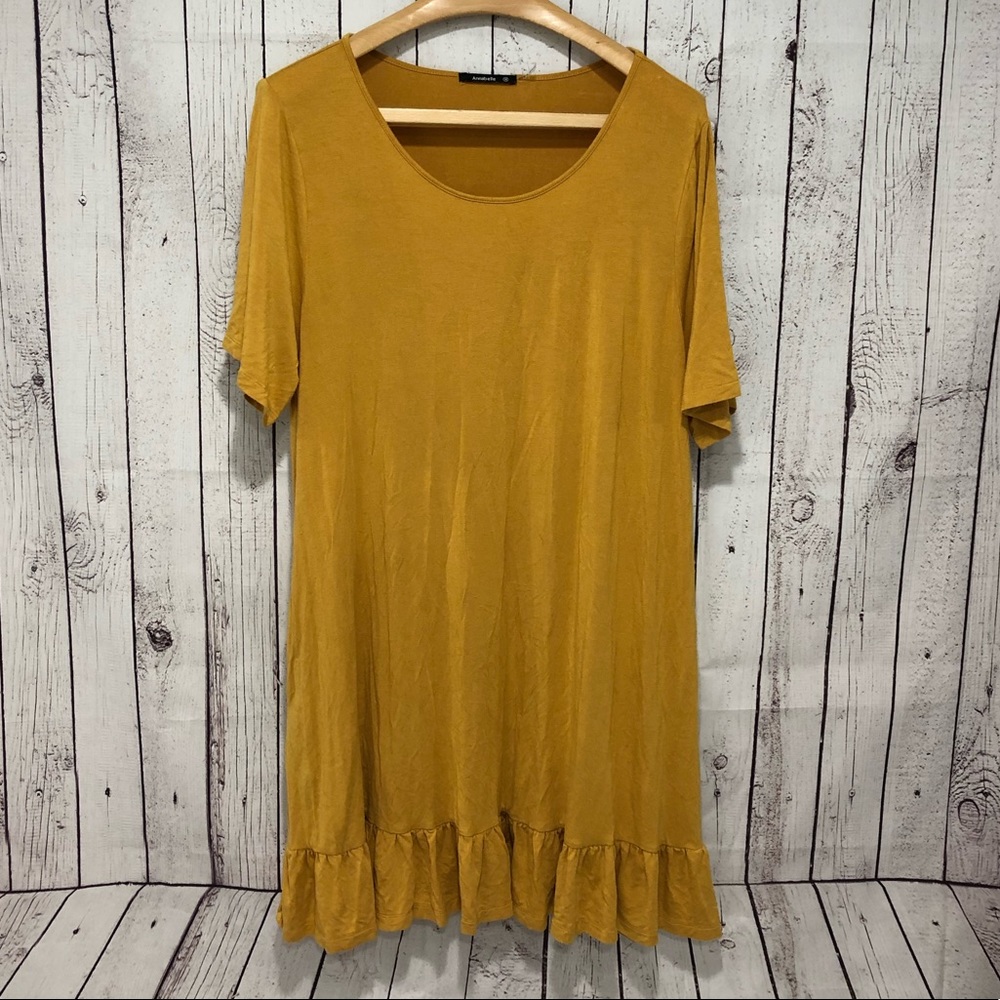 Annabelle Women’s 3XL Mustard Tunic!